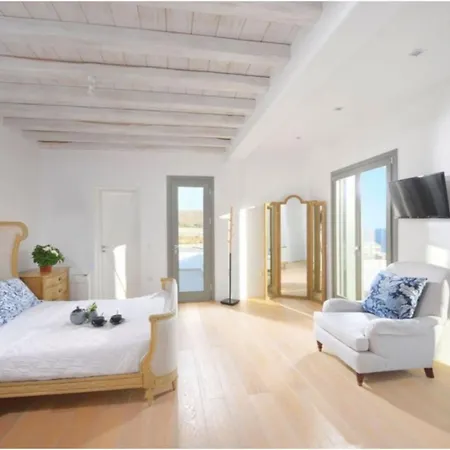 Extravagant Mykonos - 16 Bedrooms - Cronus - Stunning Sea Views - Great For Larger Groups - Kalo Livadi *